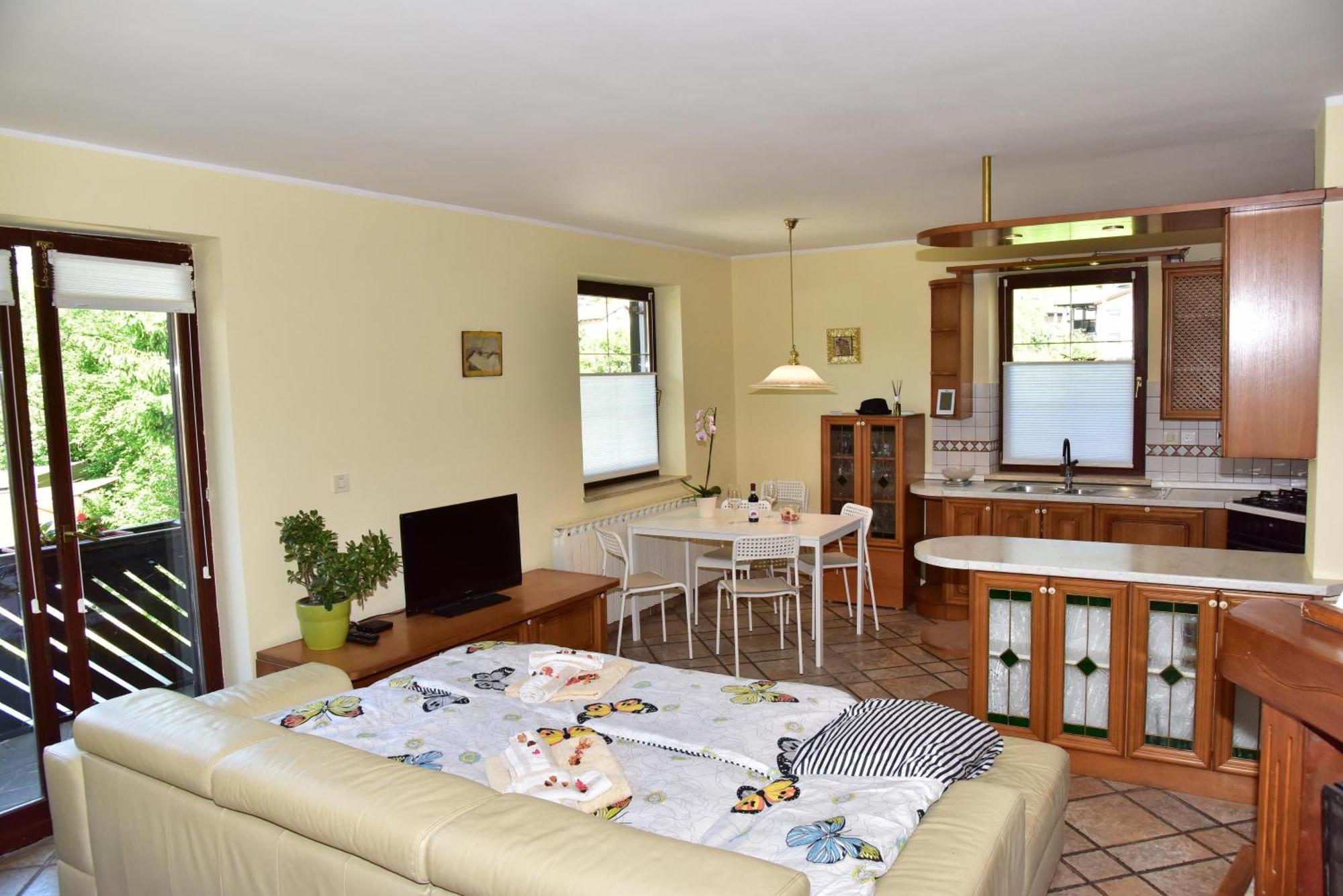 Apartment Jang Толмин Экстерьер фото